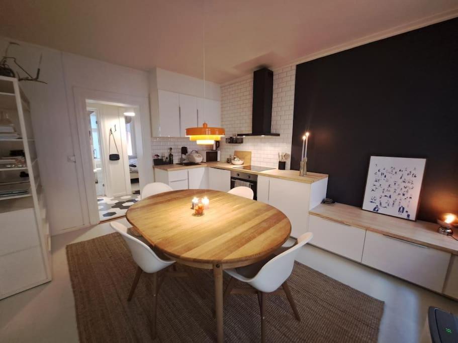 Cozy Retreat In The Heart Of